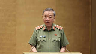 Bộ trưởng Tô Lâm giải trình các nhóm vấn đề đại biểu Quốc hội quan tâm về dự án Luật Căn cước