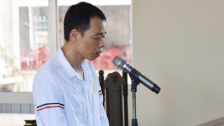 Đâm người đàn ông đang ngủ, hung thủ lãnh án 12 năm tù