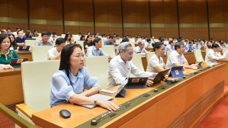 Người dân không cần mang CCCD, bảo hiểm y tế, giấy phép lái xe để thực hiện giao dịch