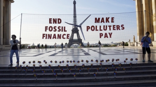 Giải quyết biến đổi khí hậu và đói nghèo