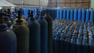 Hơn 21 tấn khí cười bị thu giữ trước khi chuyển đến các quán bar