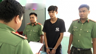 Mở “xưởng” lắp ráp, sửa chữa súng tại nhà riêng