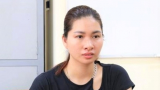 “Bóng hồng” phát tờ rơi, cho vay lãi suất khủng