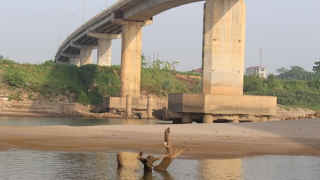 Sông Đà khắc khoải chờ mưa