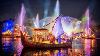 Hàng trăm chuyến VinBus miễn phí tới Mega Grand World Hà Nội