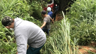 Xe chở 25 hành khách lao xuống vực, hành khách may mắn thoát nạn