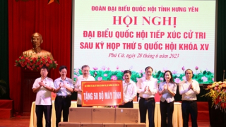 Bộ trưởng Tô Lâm tiếp xúc cử tri Hưng Yên sau Kỳ họp Quốc hội thứ 5