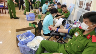 Nhiều hoạt động hưởng ứng Chiến dịch thanh niên Công an tình nguyện hè