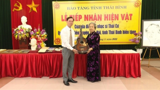 Tài năng thiên bẩm và sự thật thà, vụng về đáng yêu