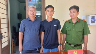 Vui mừng nhận lại tiền chuyển nhầm tài khoản