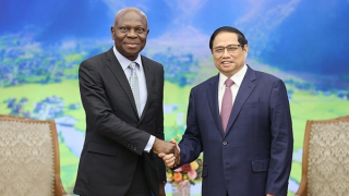 Thủ tướng Phạm Minh Chính tiếp Tổng Giám đốc Tổ chức Lao động Quốc tế