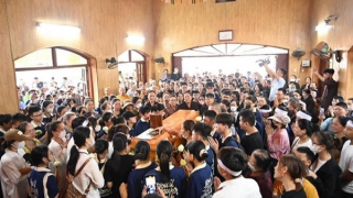 Thông tin thêm về vụ tai nạn của ca nương nhí Đặng Tú Thanh