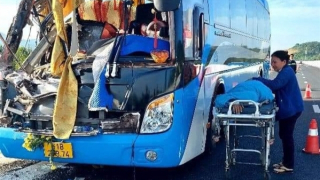 Lại xảy ra tai nạn nghiêm trọng trên cao tốc Nha Trang – Cam Lâm