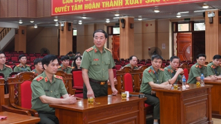 Thứ trưởng Trần Quốc Tỏ kiểm tra công tác tổ chức Kỳ thi đánh giá của Bộ Công an năm 2023