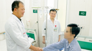 Cứu sống bệnh nhân hơn 30 tuổi bị vỡ tim sau giấc ngủ đêm