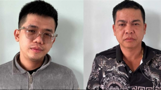 Thu 2 khẩu súng của nhóm đối tượng mua ma túy từ Campuchia về Đồng Nai