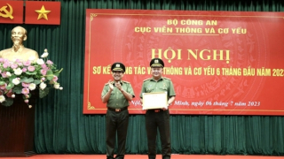 Bảo đảm thông tin liên lạc, cơ yếu phục vụ công tác lãnh đạo, chỉ huy