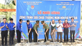 Đoàn Thanh niên Văn phòng Bộ Công an hỗ trợ hơn 400 triệu đồng tại Hà Tĩnh