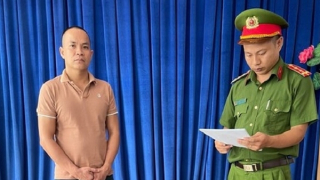 Từ vụ chó phóng uế, chủ bị bắt vì cho vay lãi nặng