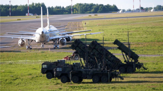 Ông lớn NATO điều siêu vũ khí bảo vệ hội nghị thượng đỉnh Vilnius