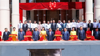 Long trọng khánh thành Nhà hát Hồ Gươm - công trình văn hóa mang tầm vóc quốc tế