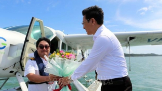 Chuyến bay thương mại đầu tiên bằng thủy phi cơ đến Cô Tô