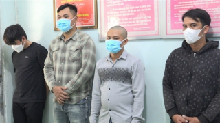 Nhóm thanh niên “hổ báo” bị khởi tố điều tra hành vi cướp tài sản