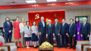 Bình Dương và Nebraska ký kết hợp tác phát triển