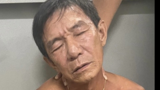 Cứa cổ bạn vì xin nghỉ nhậu giữa chừng