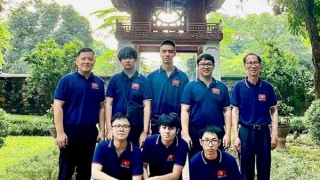 Việt Nam giành 2 Huy chương Vàng tại Olympic Toán học quốc tế 2023