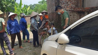 Hai vợ chồng tự tử, để lại thư tuyệt mệnh mong được chôn cất cùng nhau
