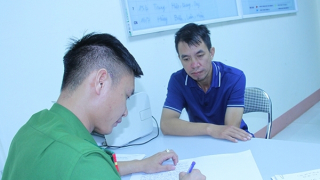 Say rượu, vi phạm giao thông còn "tung cước" chống trả CSGT