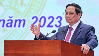 Tiếp tục thực hiện các giải pháp đồng bộ, quyết liệt để giảm mặt bằng lãi suất