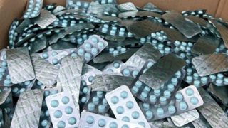 Phát hiện nhiều thuốc kháng sinh, trị nấm giả nhãn mác