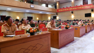 Thực hiện 8 giải pháp trọng tâm bảo đảm ATGT 6 tháng cuối năm