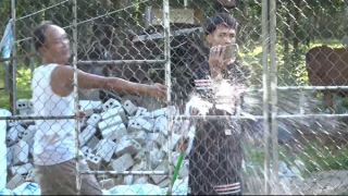 Hậu quả từ vụ ném phân bò vào đoàn cưỡng chế