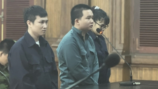 Tụ tập sống chung để mua bán và sử dụng ma túy