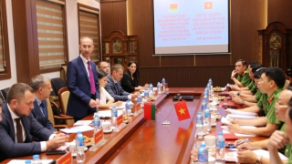 Đoàn công tác Bộ Tình trạng khẩn cấp Belarus thăm và làm việc tại Trường Đại học PCCC