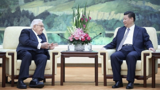 Ông Henry Kissinger gặp Chủ tịch Trung Quốc Tập Cận Bình