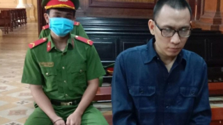 Nửa đêm chồng sát hại vợ rồi tự sát nhưng bất thành