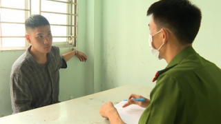 Đâm chết con nợ vì cho rằng "nó nói xấu mình"