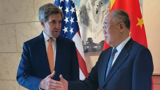 “Sứ giả khí hậu” John Kerry