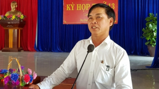 Chủ tịch xã làm giả giấy đăng ký kết hôn cho người khác để nhận đất tái định cư