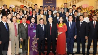 "Nghệ sỹ phải tham gia tích cực và có trách nhiệm vào các nhiệm vụ xã hội"