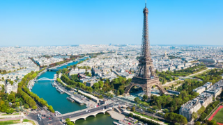 Người dân Pháp sẽ lại được bơi trên sông Seine