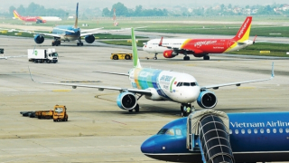 Kiến nghị tháo gỡ vướng mắc khi hành khách dùng tài khoản định danh đi máy bay