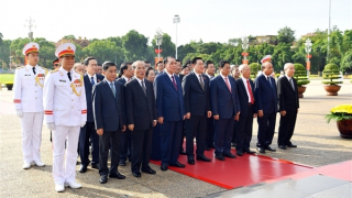 Lãnh đạo Đảng, Nhà nước vào Lăng viếng Chủ tịch Hồ Chí Minh