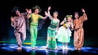 Công diễn vở nhạc kịch “Đứa con của yêu tinh”