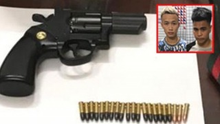 Nhóm đối tượng tàng trữ súng, nửa đêm ném chất bẩn vào nhà dân