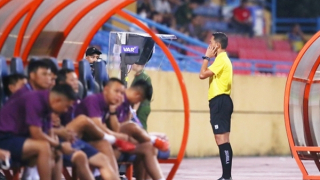 Chuyện lần đầu của VAR ở V.League